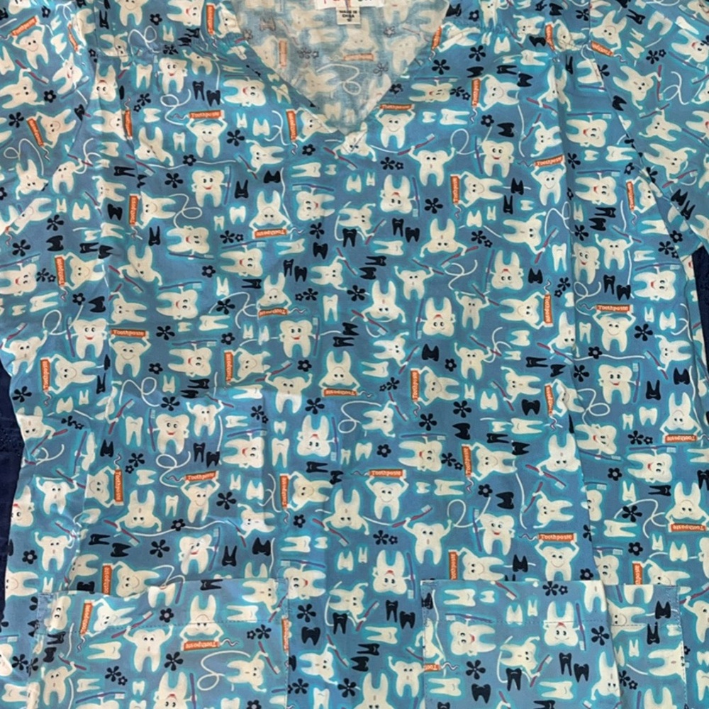 Hello Kitty Patterned Top - Picture 3 of 4